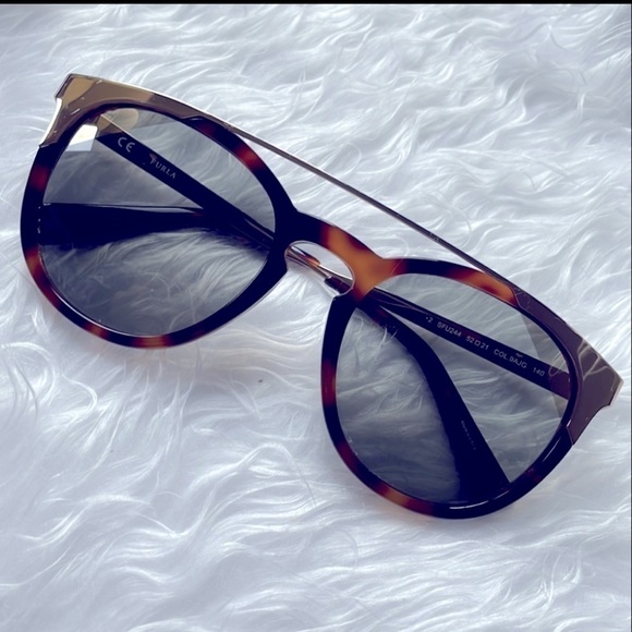 Furla Brown Tortoise Shiny Frame Gold Tone Accent Havana Smoke Lens Sunglasses main image 15